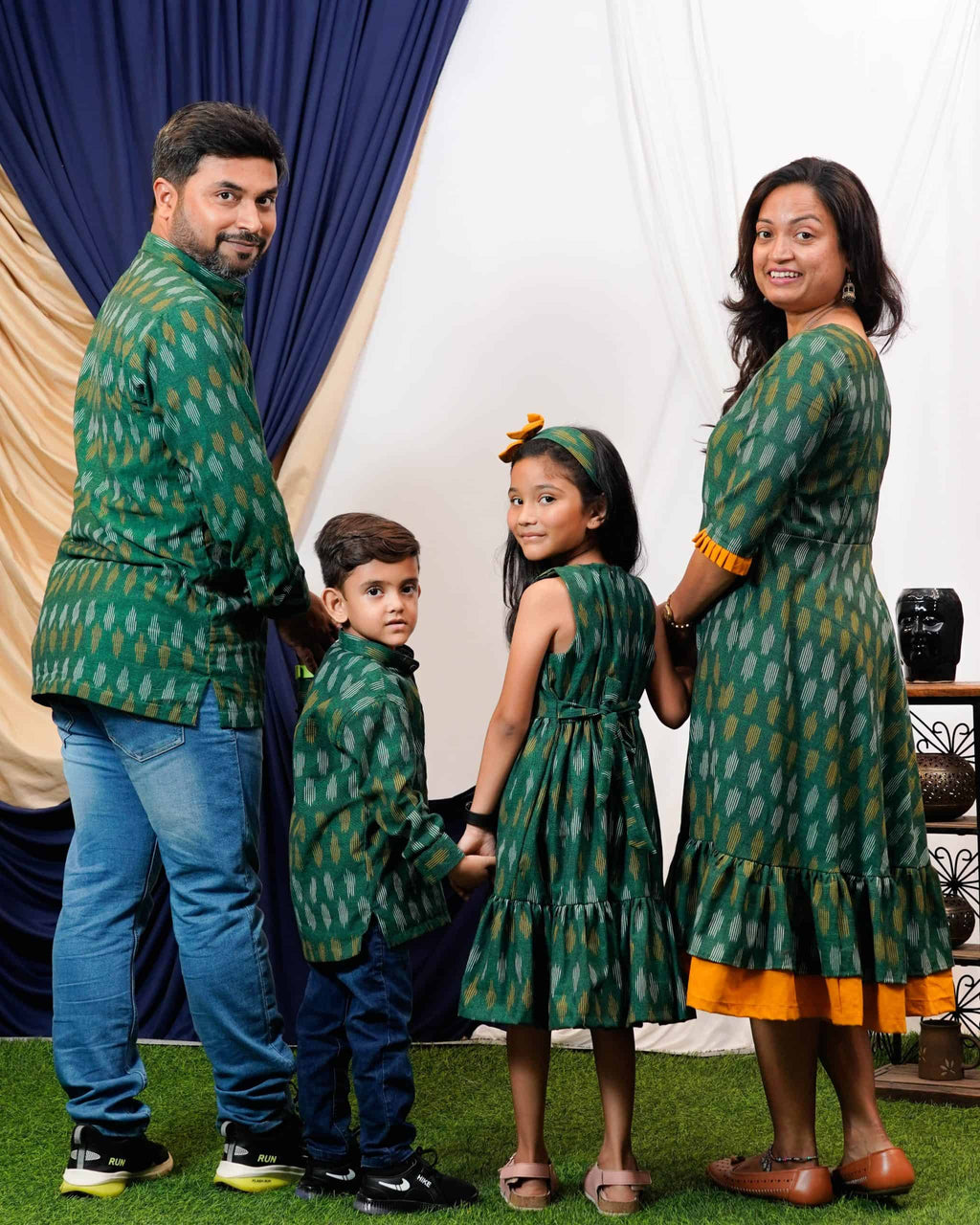 Pickle and Pine Frill Family Set