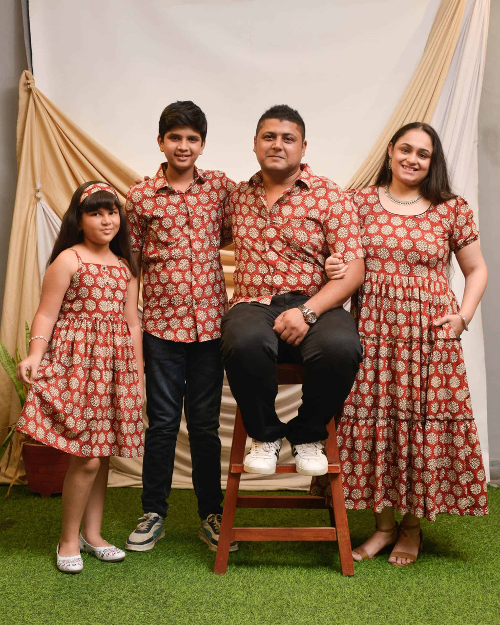 Rosy Vine Tiered Dress Family Set