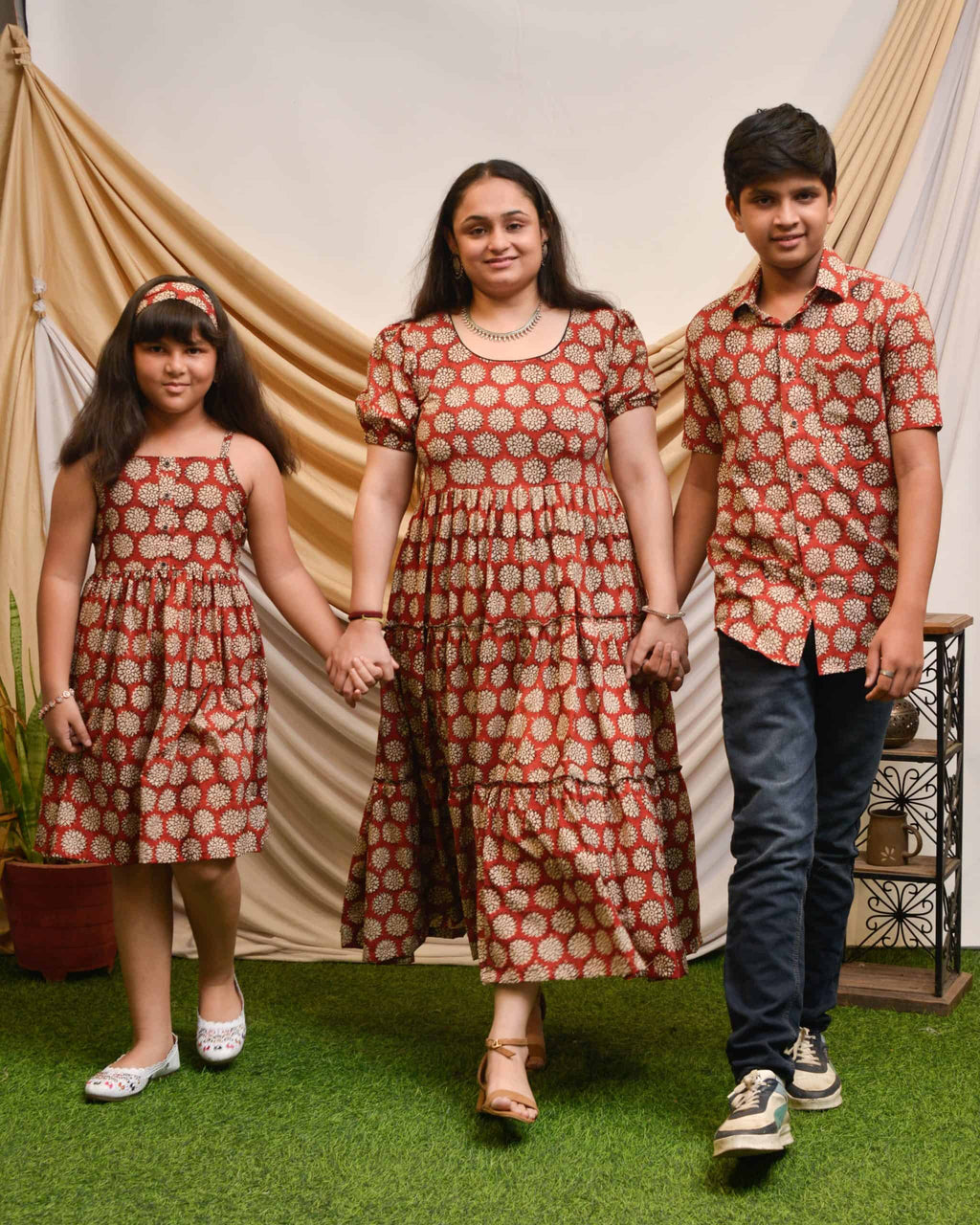 Rosy Vine Tiered Mother Kids Twinning