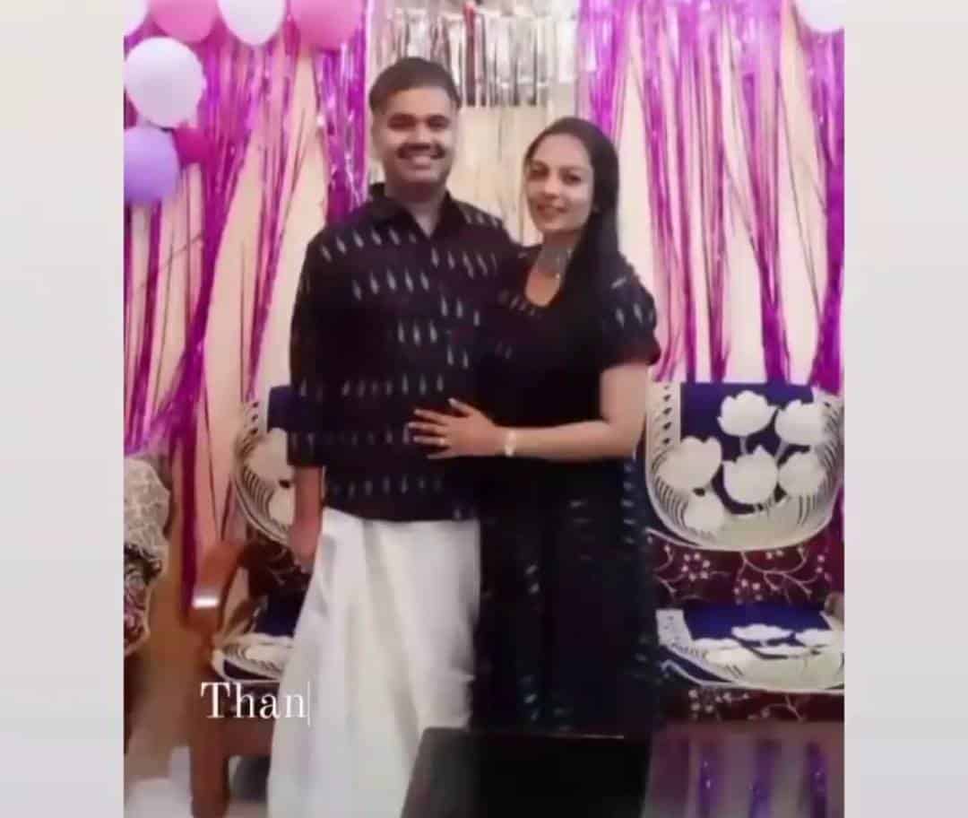 Blackberry Ikat Couple photo review