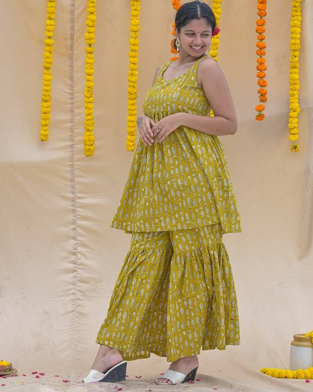Yellow Fish Print Sharara Set5
