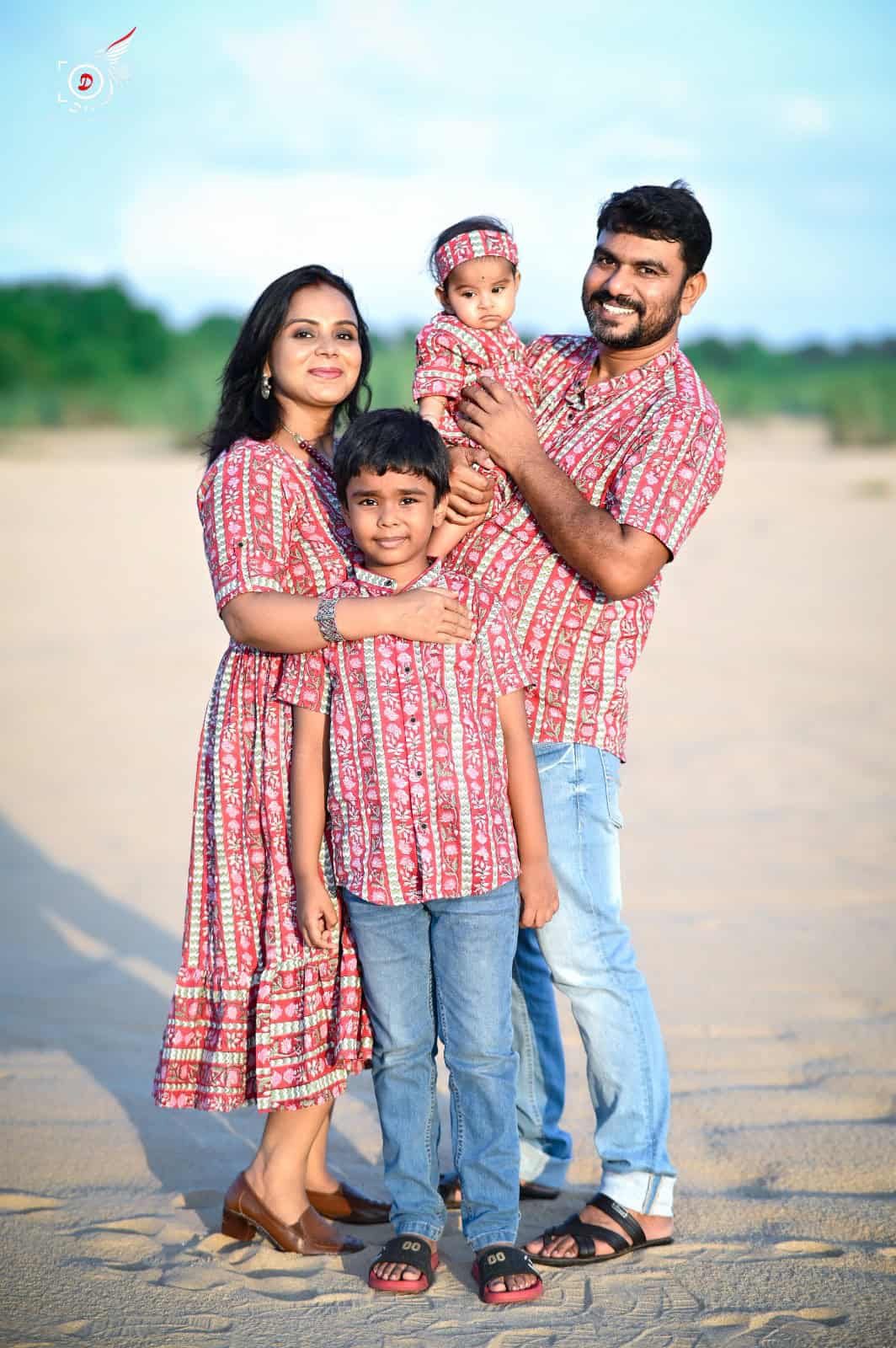 Maroon Red Pinnacle Family photo review