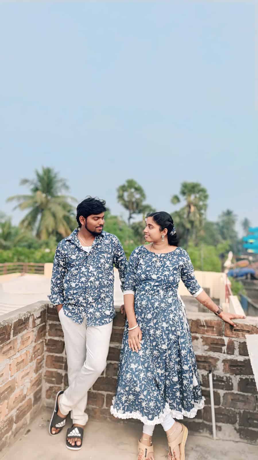 Click to view full screen Moonstone Grey Couple photo review